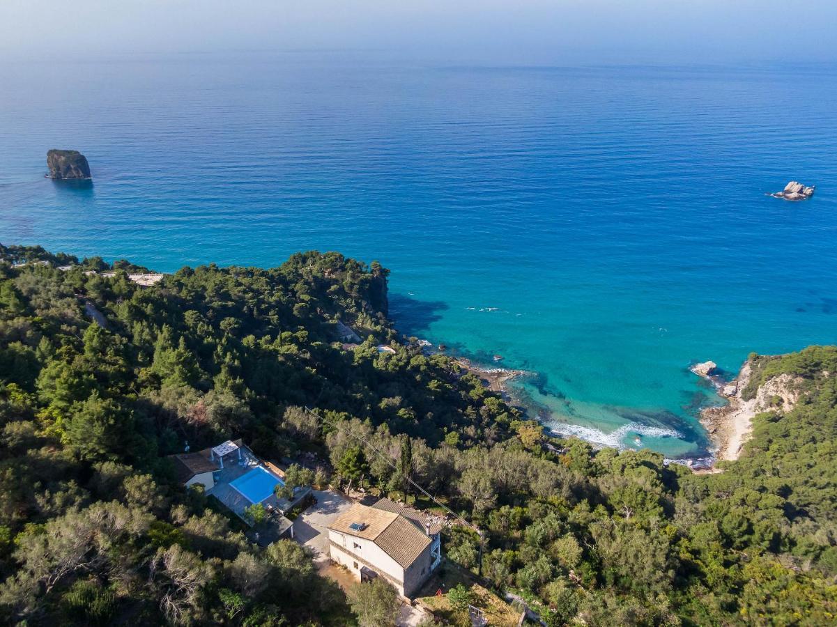 Ocean View - Luxury Villa Nefeli Kontogialos ภายนอก รูปภาพ