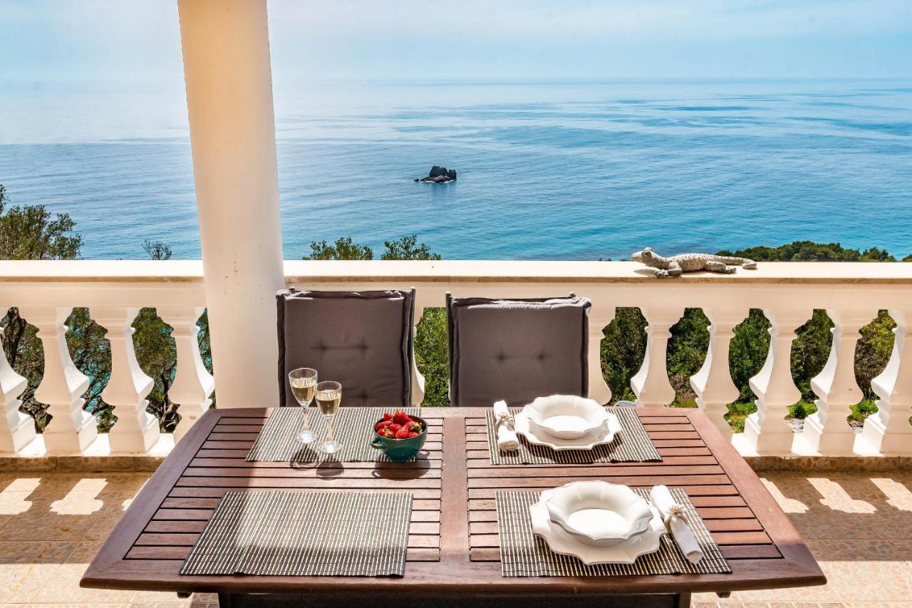 Ocean View - Luxury Villa Nefeli Kontogialos ภายนอก รูปภาพ