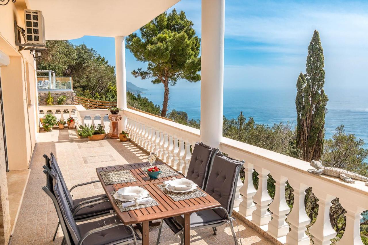 Ocean View - Luxury Villa Nefeli Kontogialos ภายนอก รูปภาพ