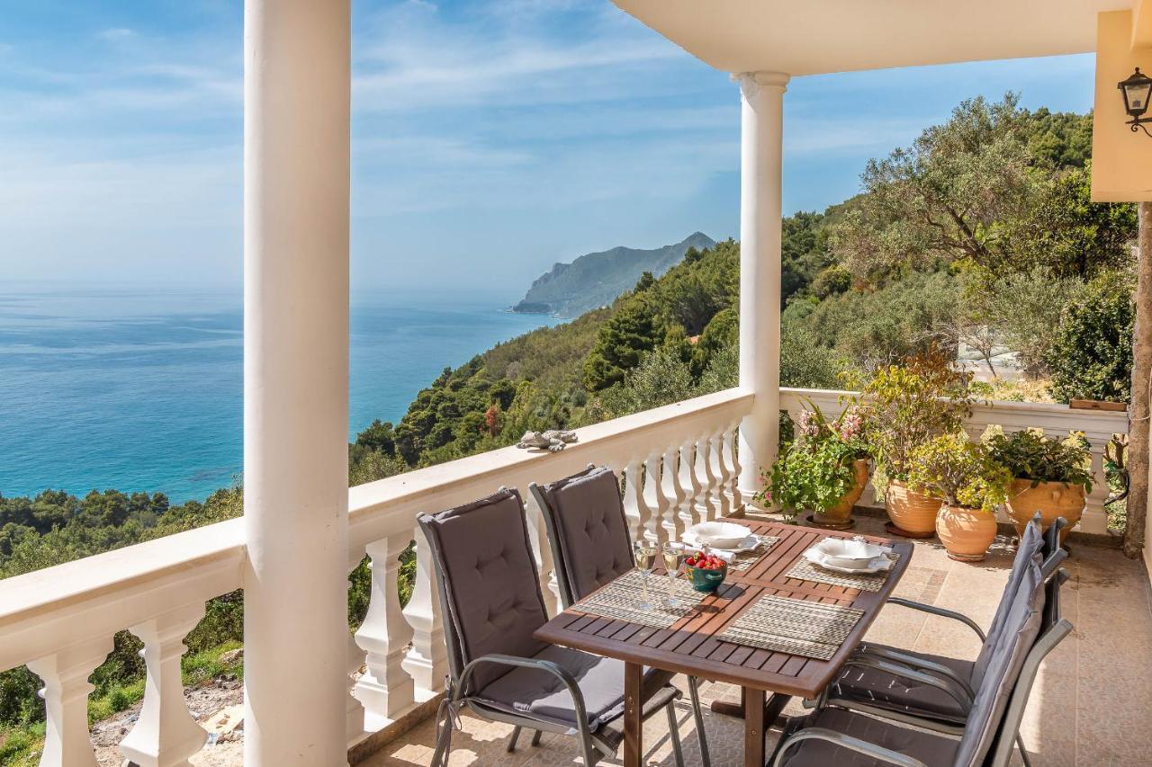 Ocean View - Luxury Villa Nefeli Kontogialos ภายนอก รูปภาพ