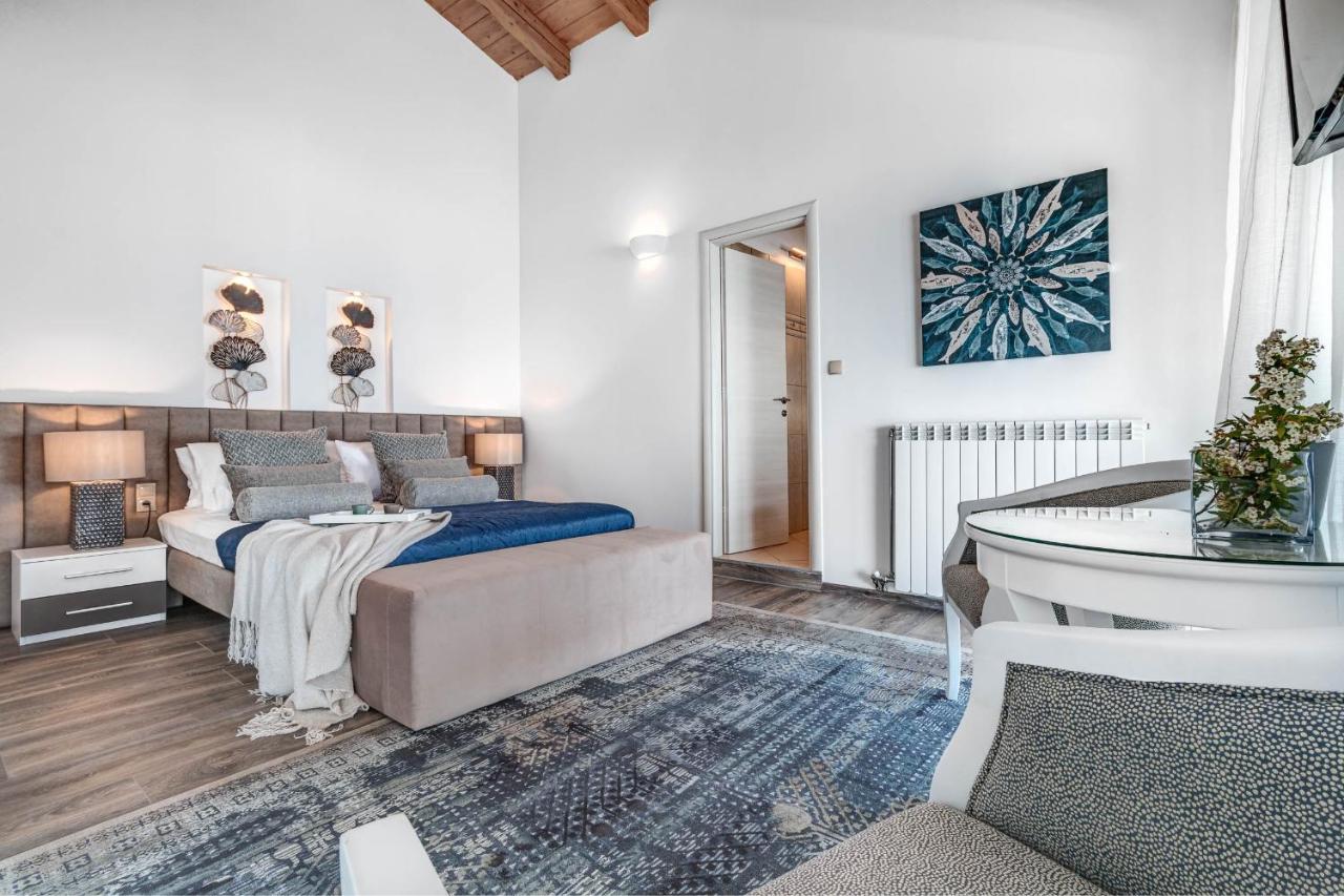 Ocean View - Luxury Villa Nefeli Kontogialos ภายนอก รูปภาพ
