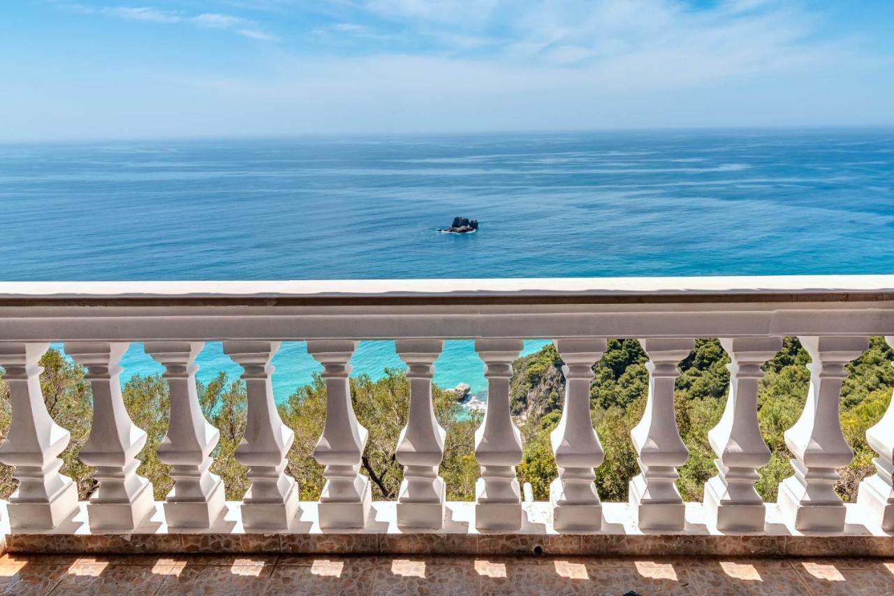Ocean View - Luxury Villa Nefeli Kontogialos ภายนอก รูปภาพ